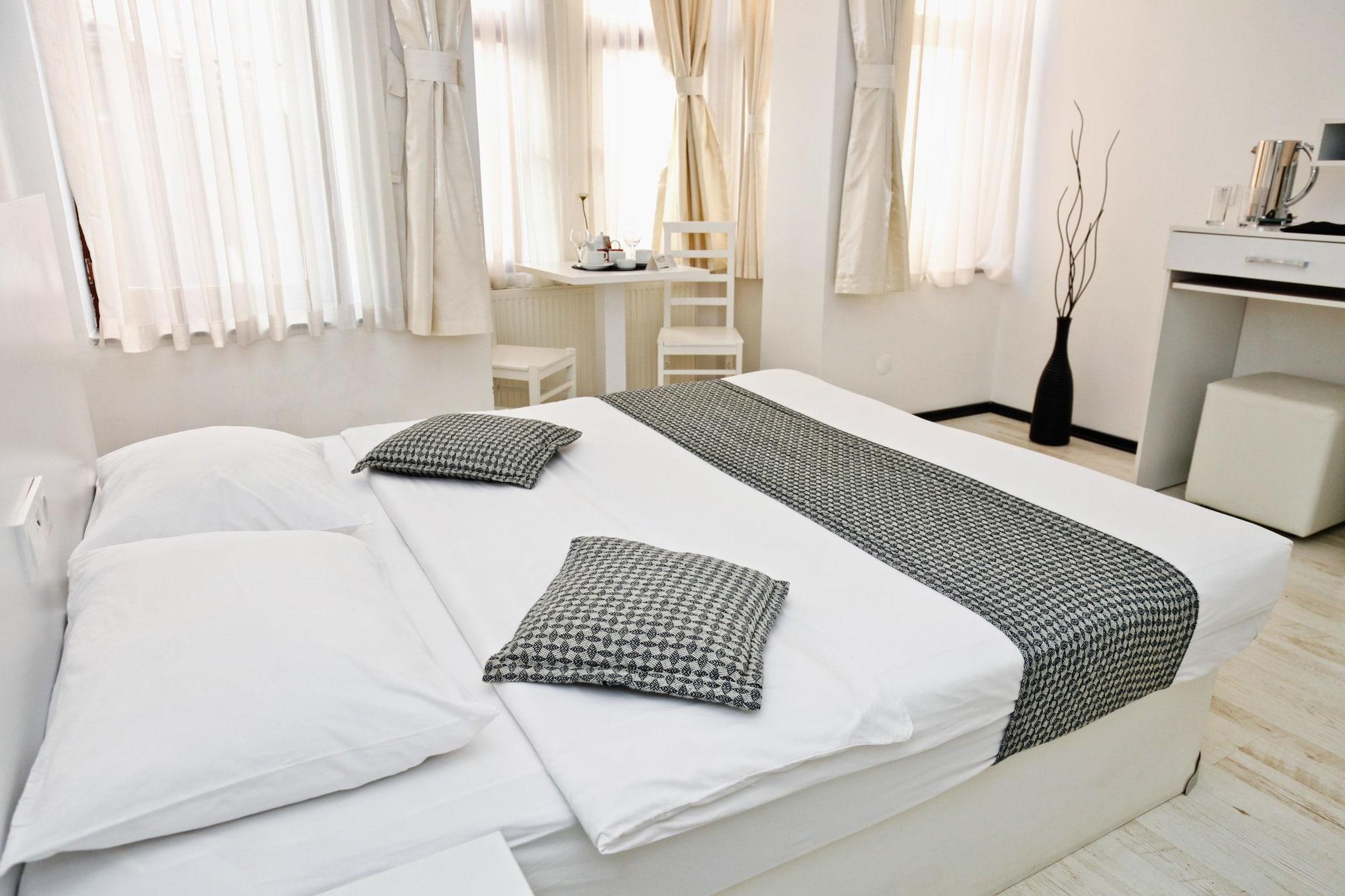 Aparthotel Royal Pera Taksim à Istambul Extérieur photo