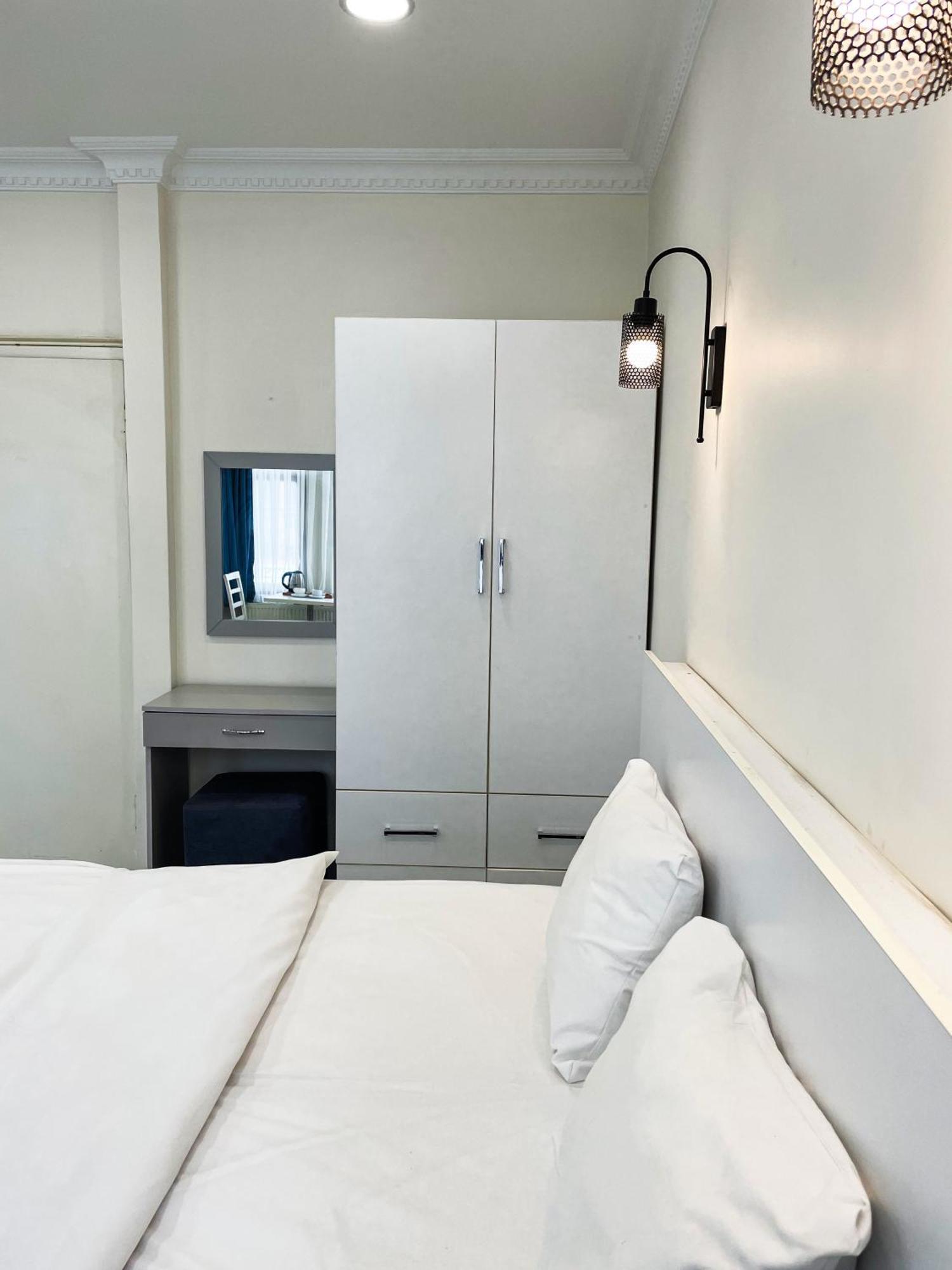 Aparthotel Royal Pera Taksim à Istambul Extérieur photo
