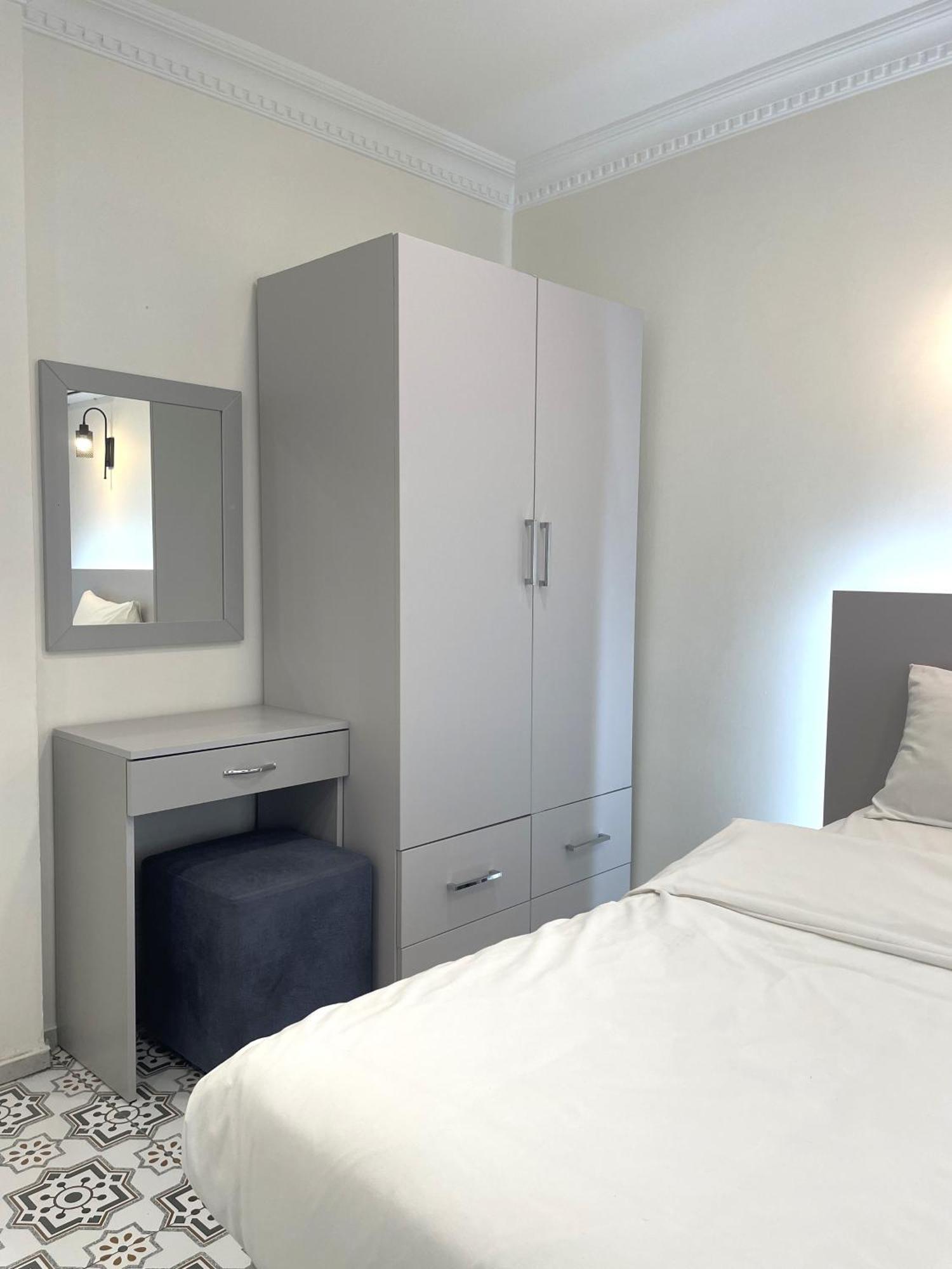 Aparthotel Royal Pera Taksim à Istambul Extérieur photo