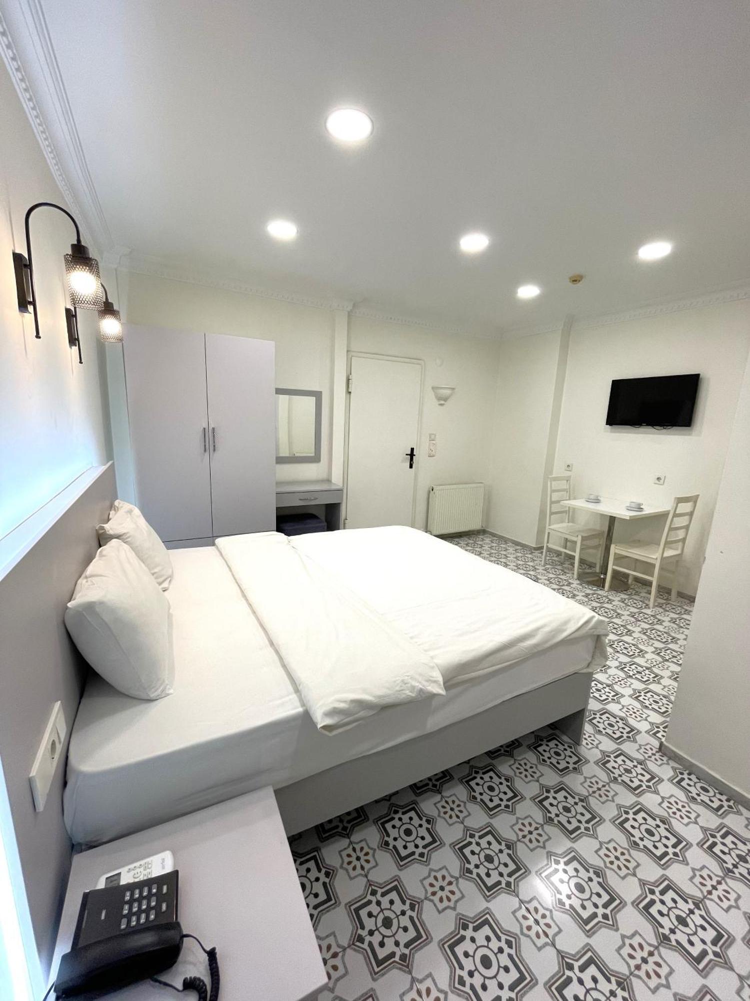 Aparthotel Royal Pera Taksim à Istambul Extérieur photo